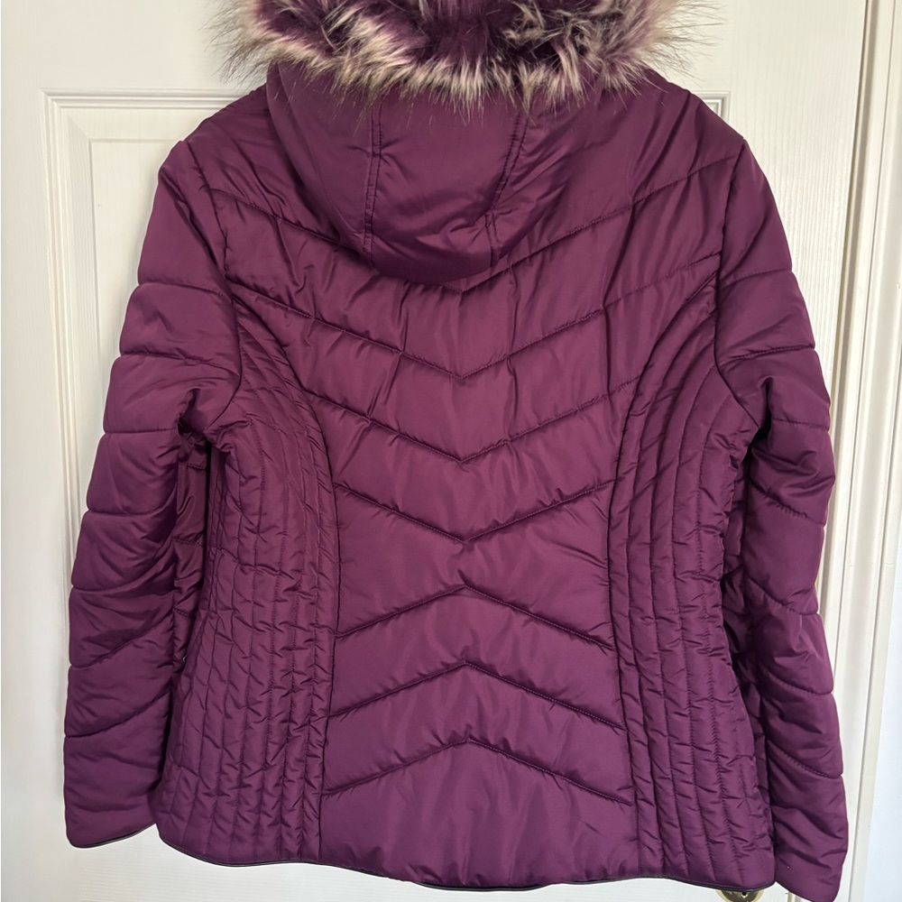 Celebrity Pink Women's Plum Puffer Coat with Faux Fur Hood - Picture 4 of 4